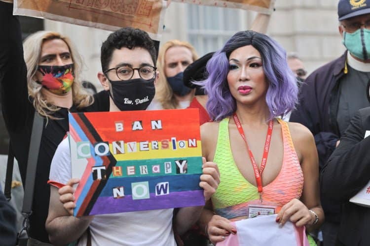hits radio pride can' think straight