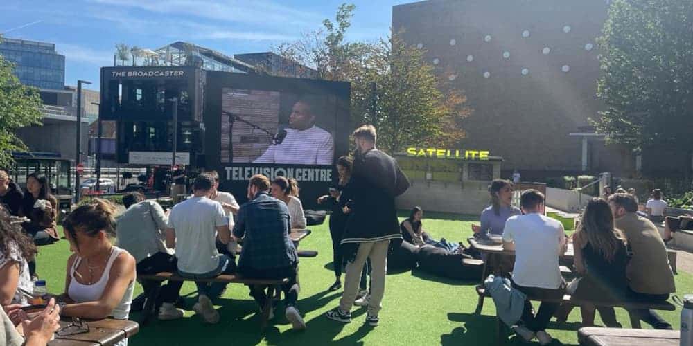 acast partners c screens